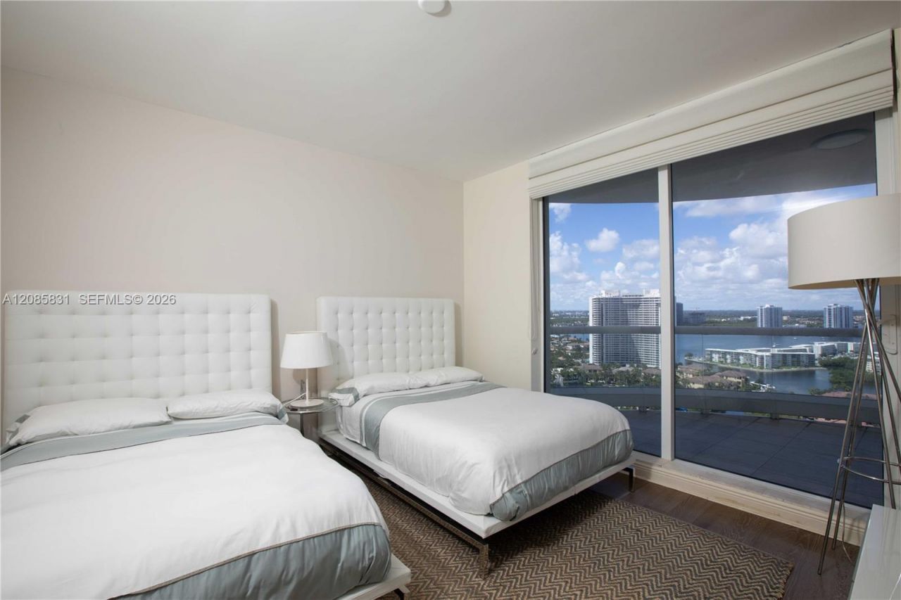 6000 Island Blvd, Unit 2602, Aventura, FL 33160 Photo
