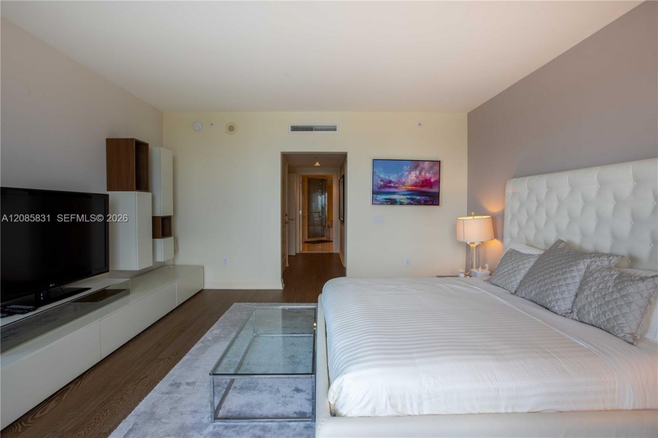 6000 Island Blvd, Unit 2602, Aventura, FL 33160 Photo