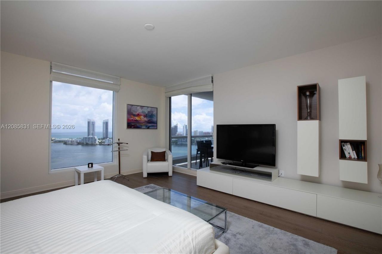 6000 Island Blvd, Unit 2602, Aventura, FL 33160 Photo