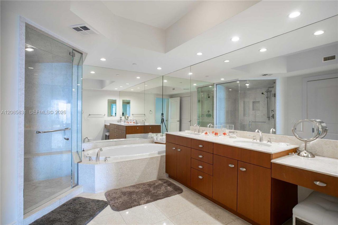 6000 Island Blvd, Unit 2602, Aventura, FL 33160 Photo