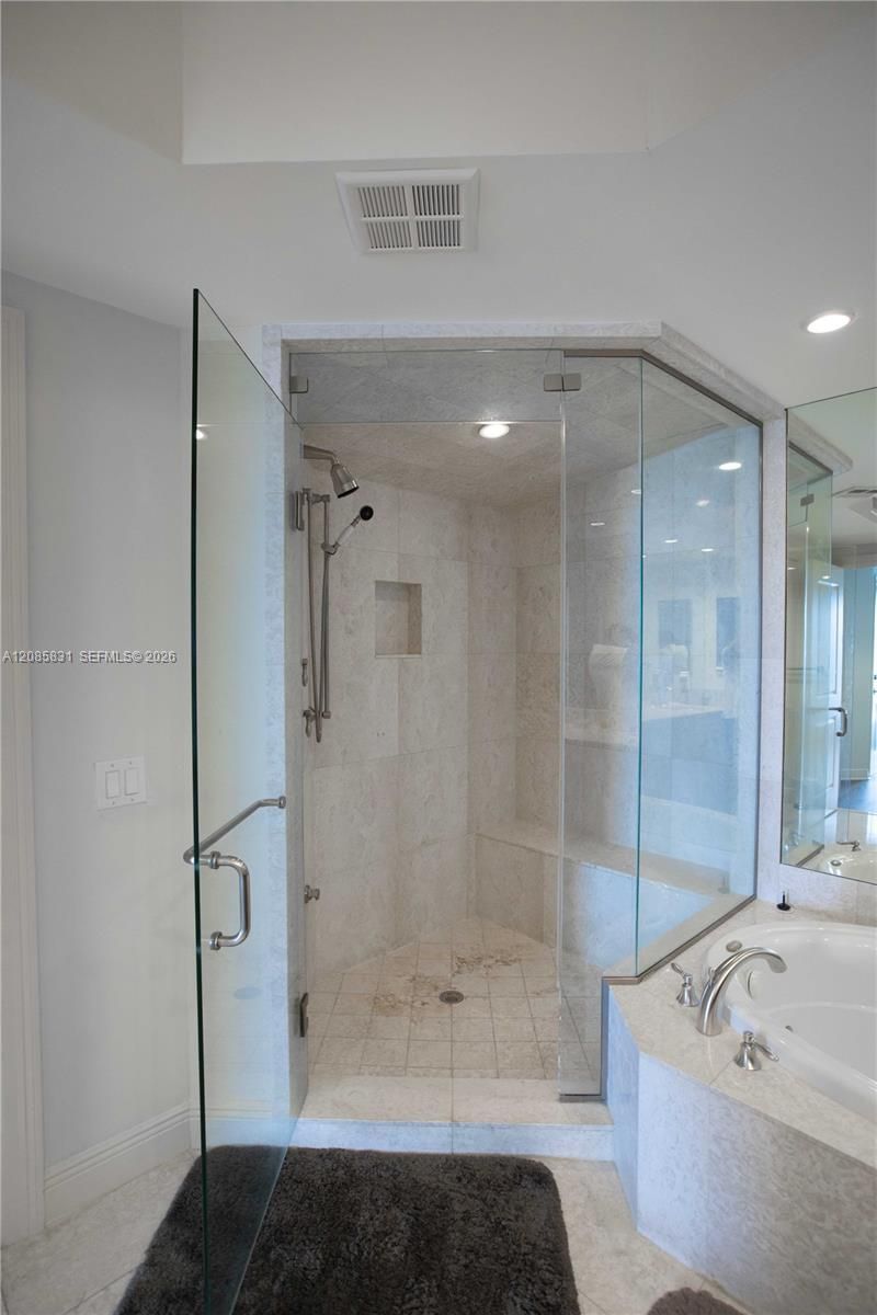 6000 Island Blvd, Unit 2602, Aventura, FL 33160 Photo