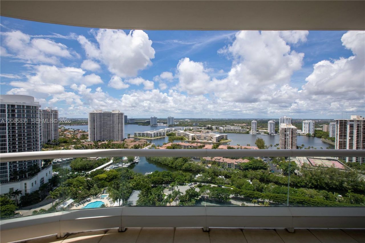 6000 Island Blvd, Unit 2602, Aventura, FL 33160 Photo
