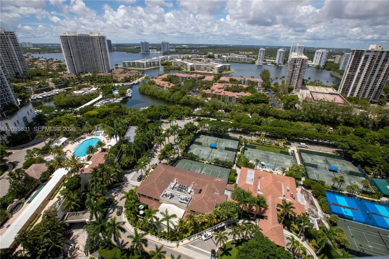 6000 Island Blvd, Unit 2602, Aventura, FL 33160 Photo