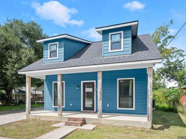 4194 Shaffett Ln, Zachary, LA 70791