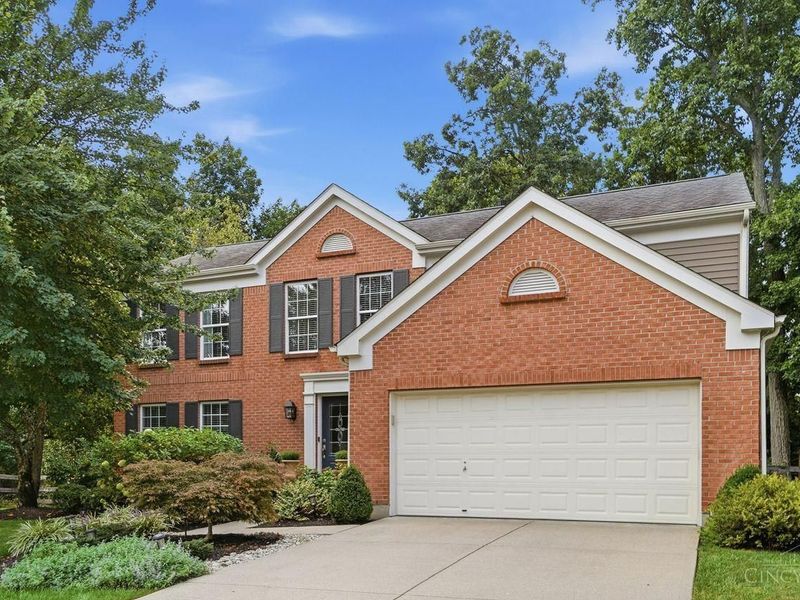 1161 Essex Glenn, Hamilton Township, OH 45152 Photo 1
