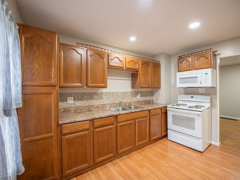 336 N 12th Street, Sebring, OH 44672 Photo 12