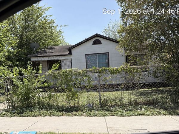 4406 W Commerce, San Antonio, TX 78237
