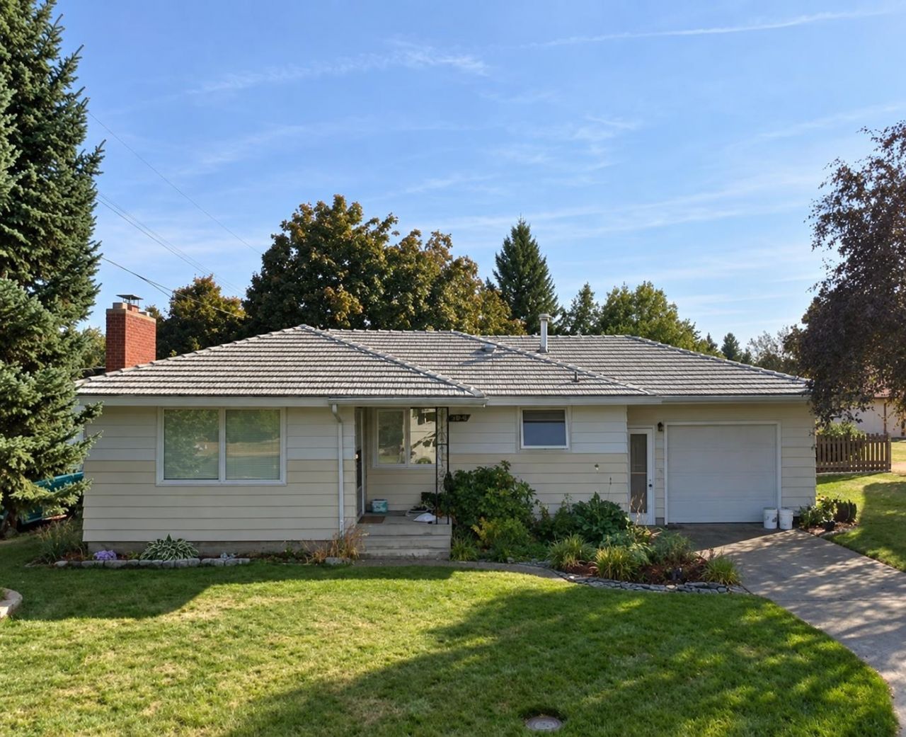 7810 E Glass Ave, Spokane Valley, WA 99212 Main Photo