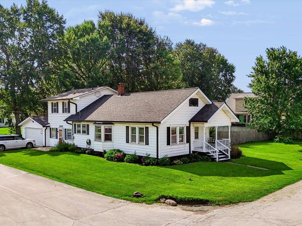 7575 Form Street, McCordsville, IN 46055