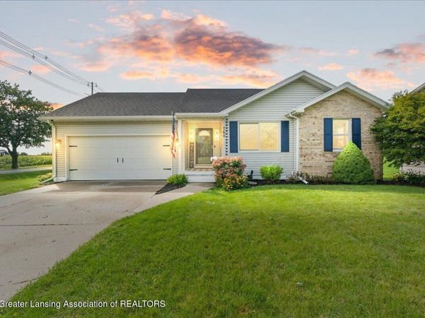 760 Hunting Meadows Drive, Mason, MI 48854