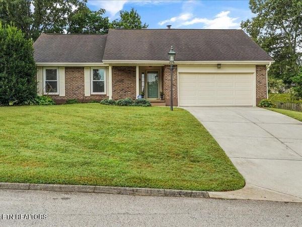 1624 Clear Brook Drive, Knoxville, TN 37922