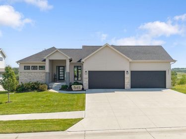 5411 N 205th Street, Elkhorn, NE 68022