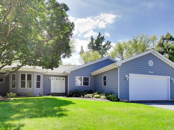 3985 Dorchester Avenue , Gurnee, IL 60031
