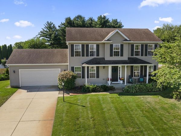 69428 Sundance Drive, Edwardsburg, MI 49112