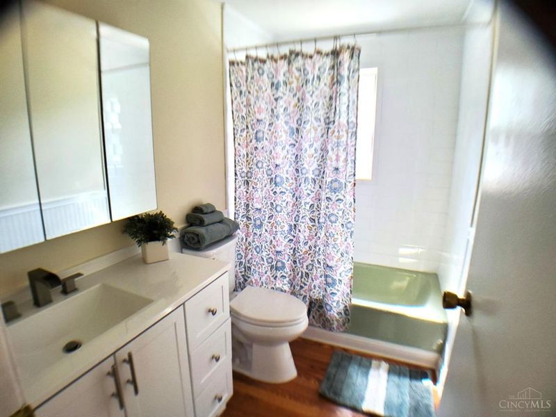 5837 E Kemper Road, Sharonville, OH 45241 Photo 10