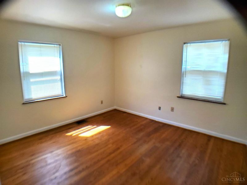 5837 E Kemper Road, Sharonville, OH 45241 Photo 9