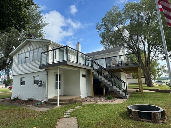145 Abel Drive, Guttenberg, IA 52052