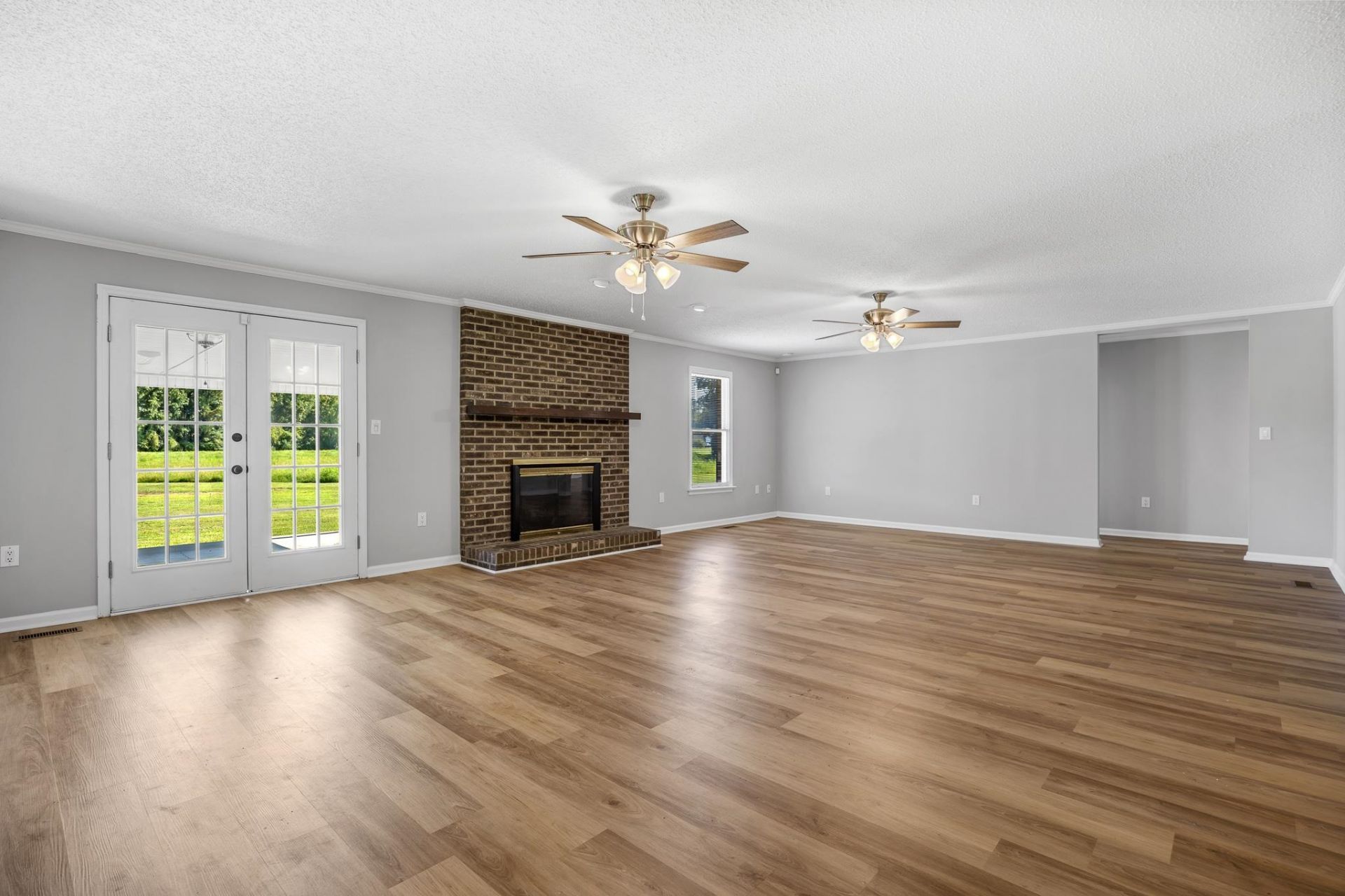 1576 Carl Rd. Photo 6