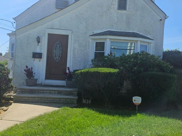 1639 1639 EMPIRE Street , Unit HOUSE RENT, Elmont, NY 11003