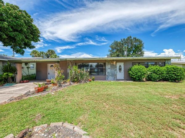 2203 LA SALLE STREET, SARASOTA, FL 34231