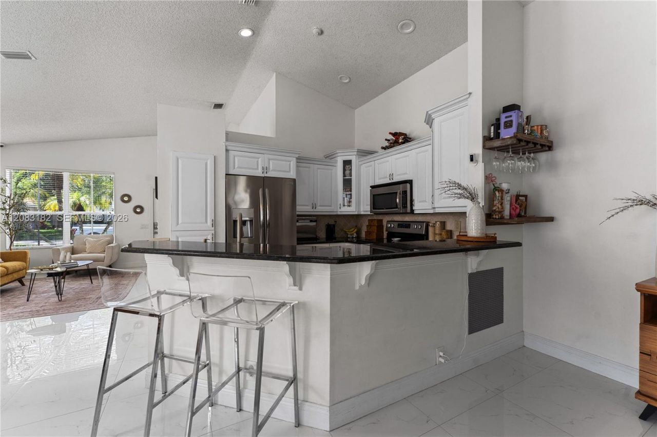840 Falling Water Rd, Unit 840, Weston, FL 33326 Photo