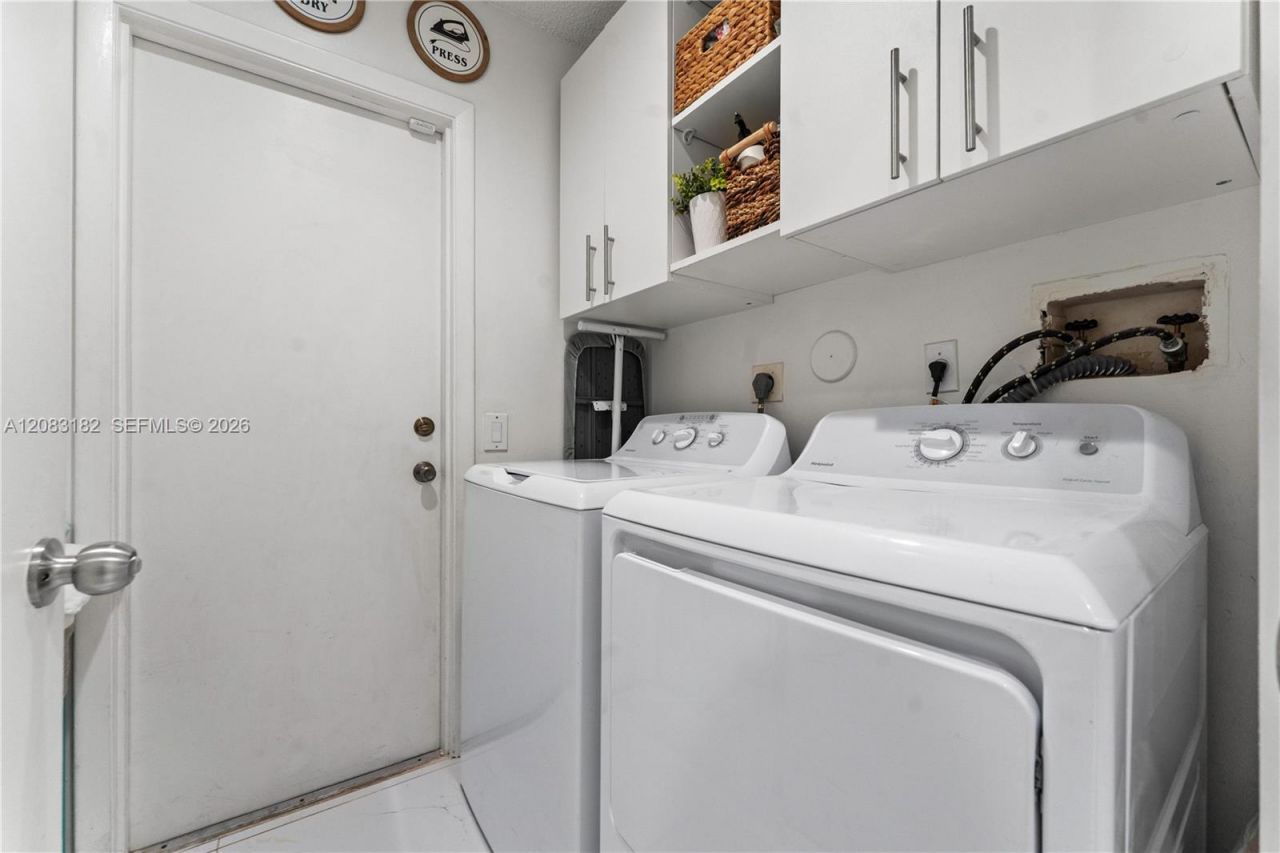 840 Falling Water Rd, Unit 840, Weston, FL 33326 Photo
