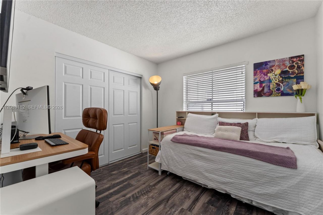 840 Falling Water Rd, Unit 840, Weston, FL 33326 Photo