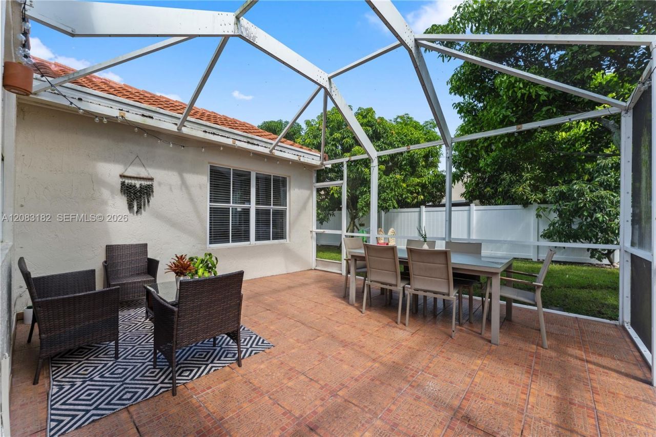 840 Falling Water Rd, Unit 840, Weston, FL 33326 Photo