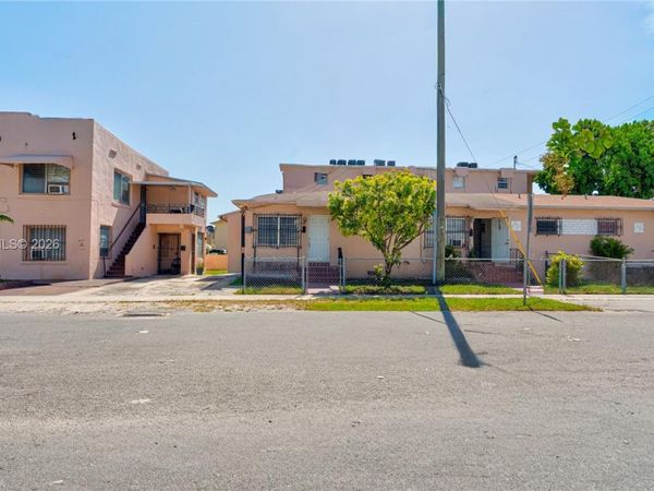 625 SW 18th Ave , Miami, FL 33135