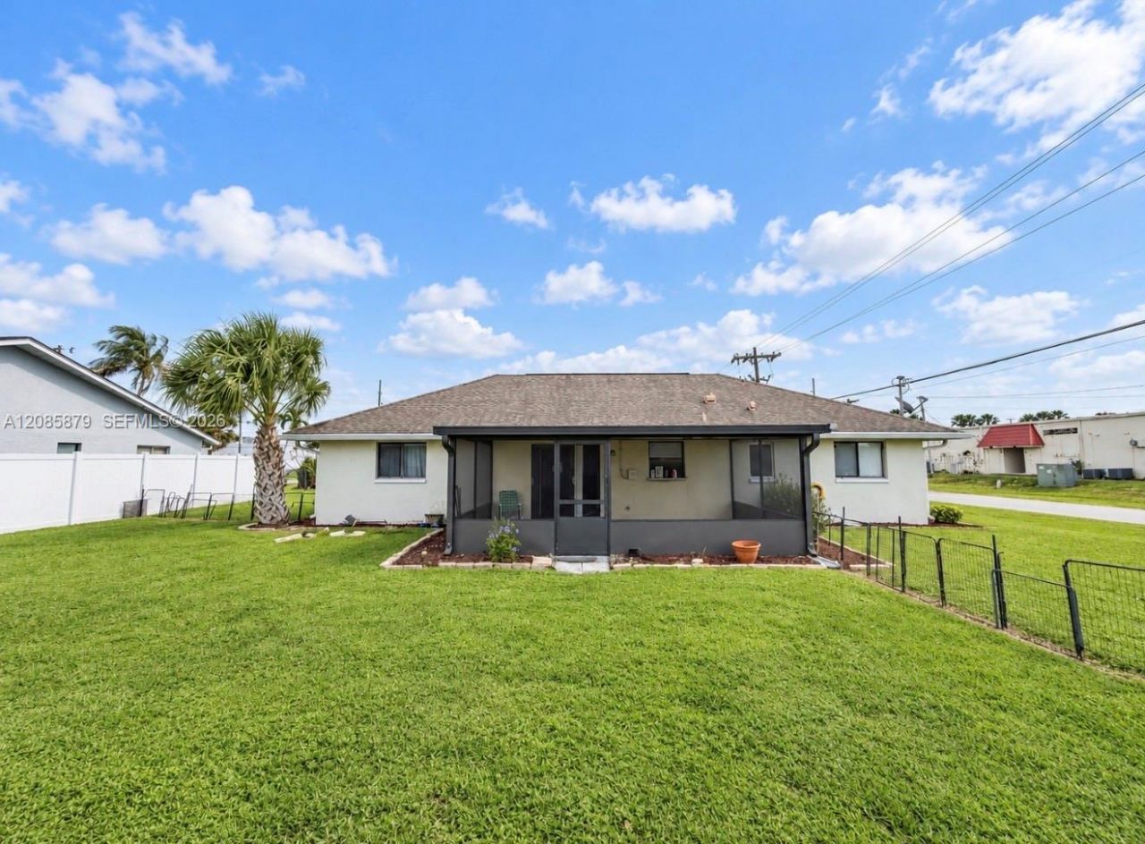 1328 SE 15th Pl., Cape Coral, FL 33990 Photo