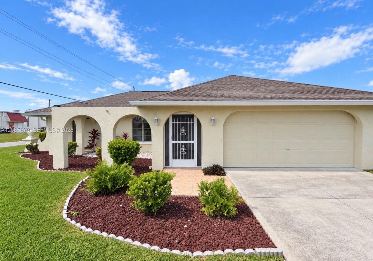 1328 SE 15th Pl., Cape Coral, FL 33990 Photo