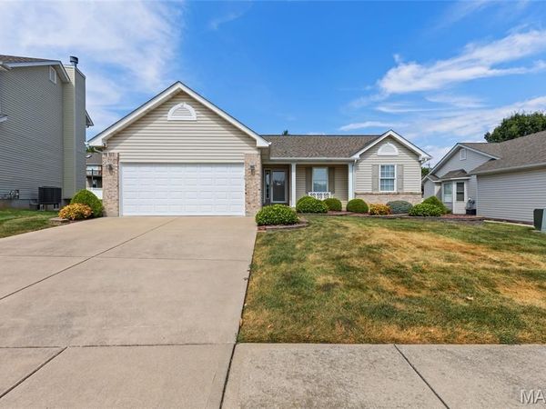2817 Grand Slam Drive , O'Fallon, MO 63366