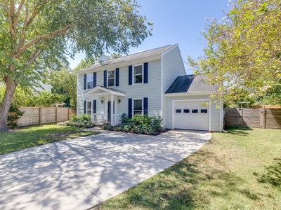 1427 Oaklanding Road, Mount Pleasant, SC 29464