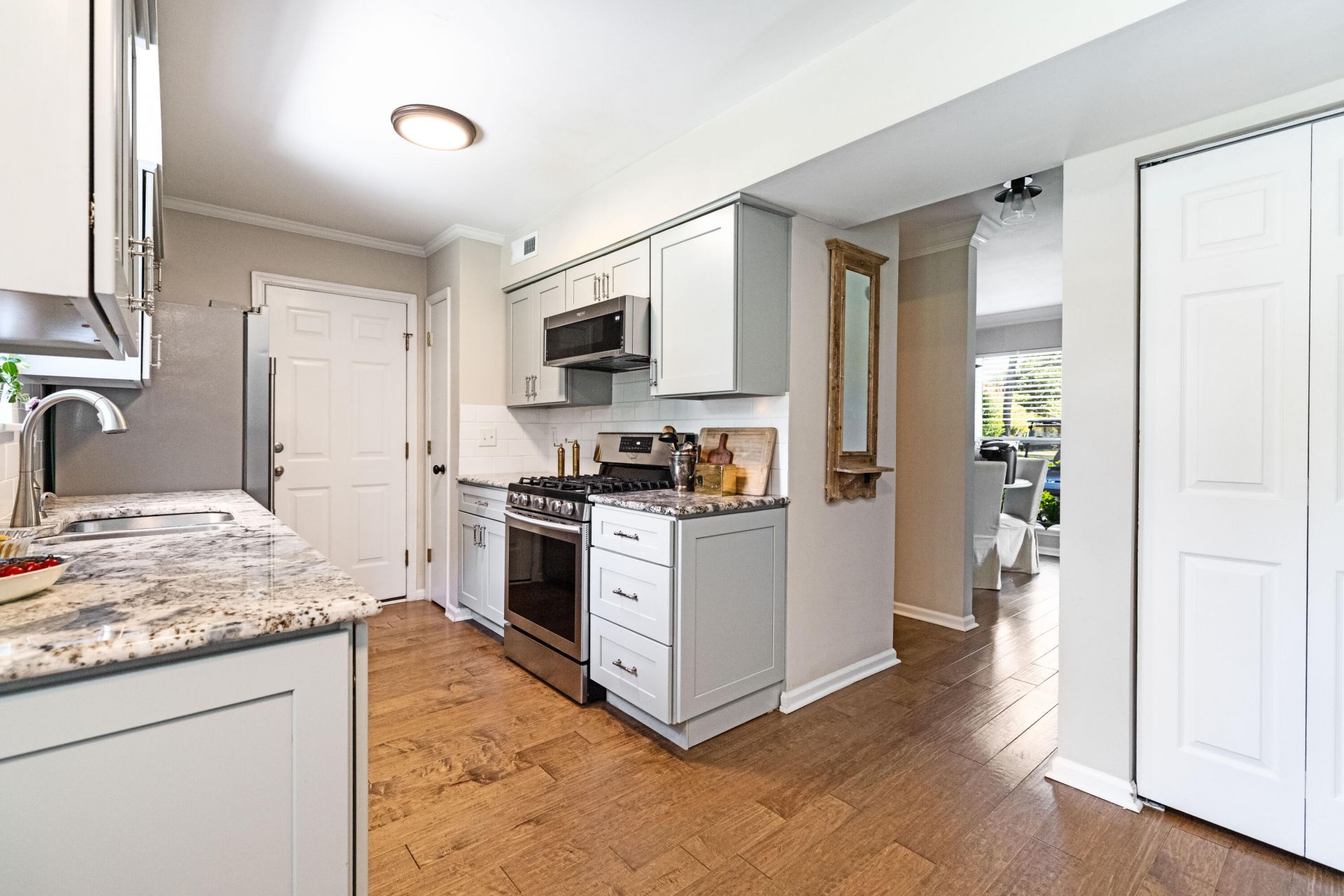 1427 Oaklanding Road Photo 21