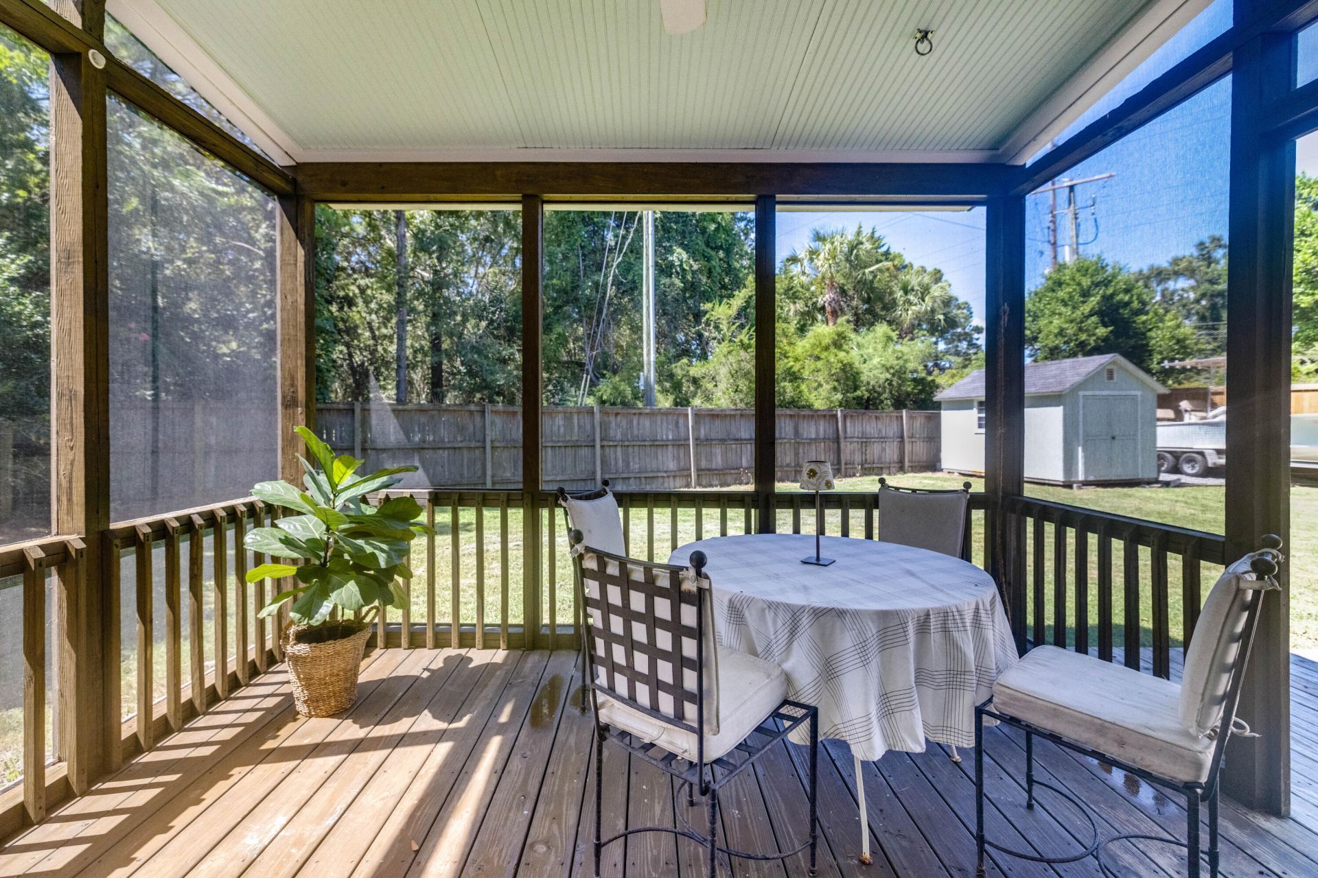 1427 Oaklanding Road Photo 32
