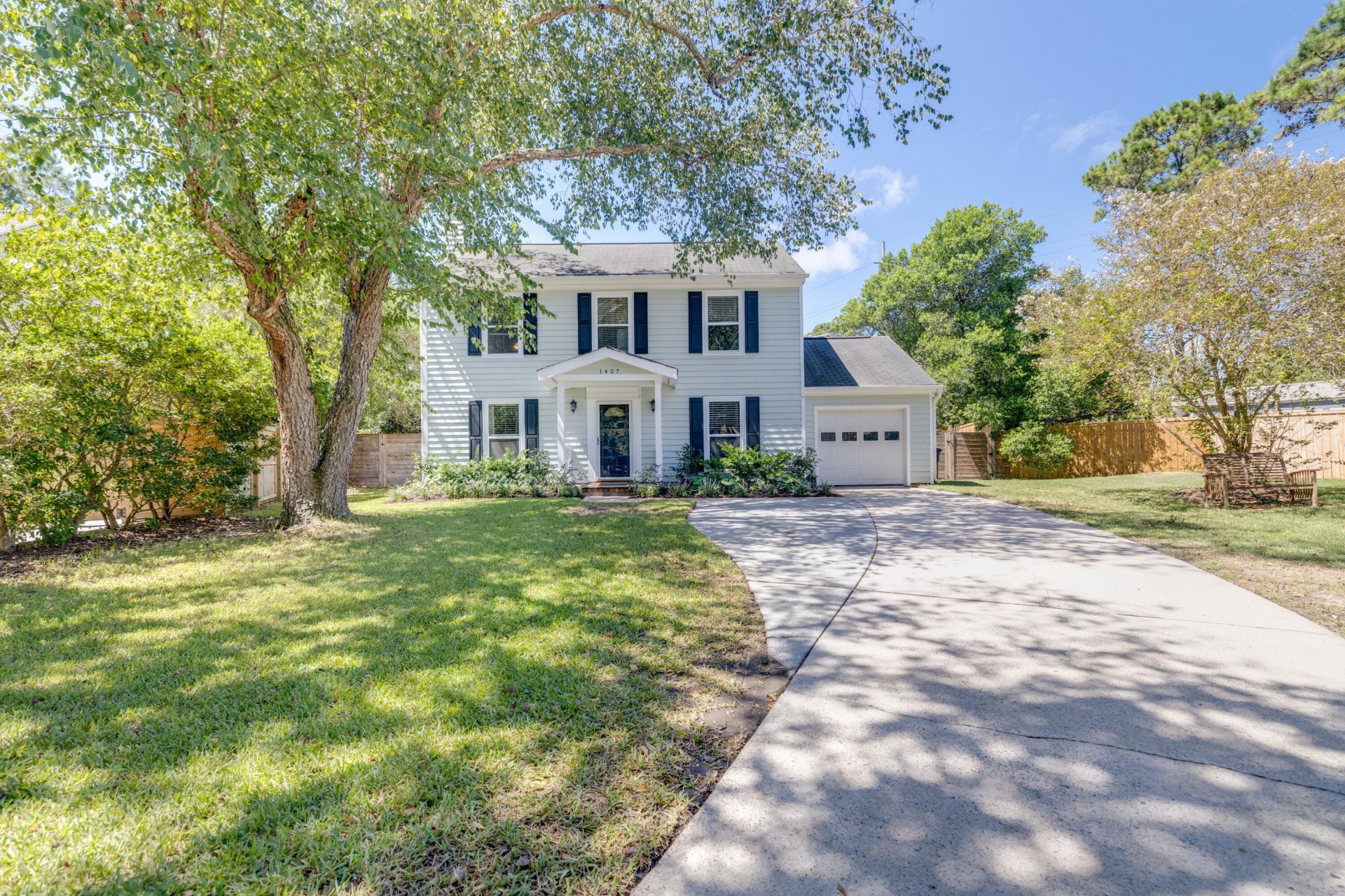 1427 Oaklanding Road Photo 6