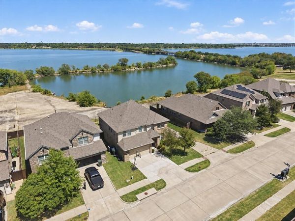 2025 Lake Front Trail, Garland, TX 75043