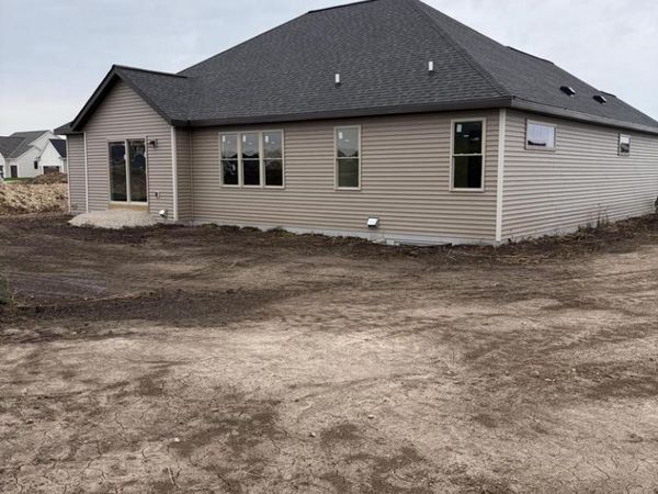 1236 Wild Rye LANE, Oconomowoc, WI 53066