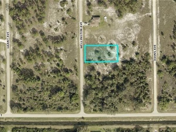 1606 Wellington AVE , LEHIGH ACRES, FL 33972