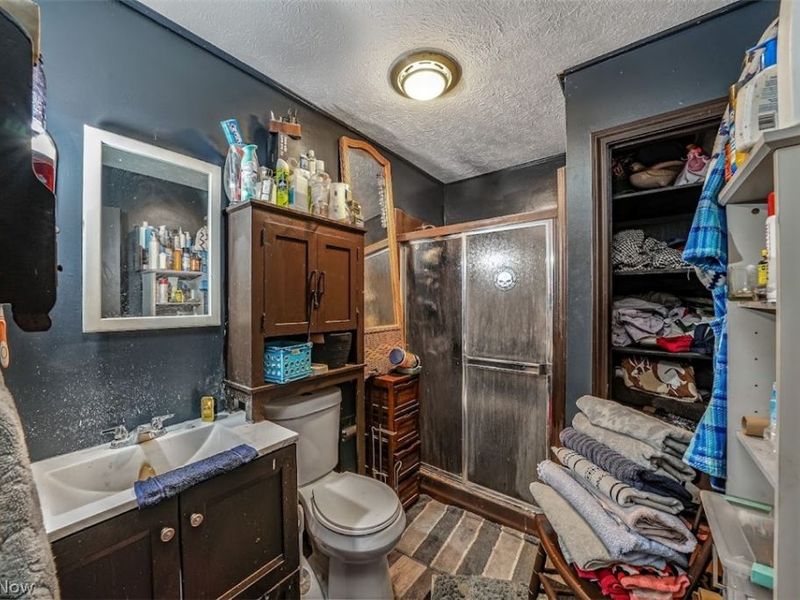 7672 Lanese Drive, Windsor, OH 44099 Photo 8