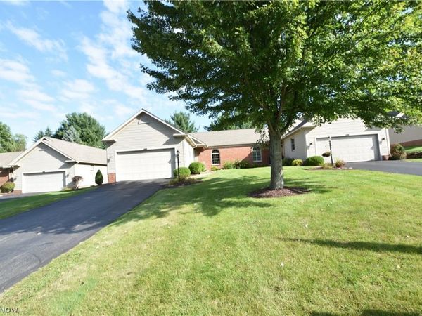90 Montgomery Lane , Unit 2, Canfield, OH 44406