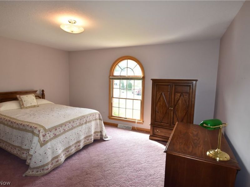 90 Montgomery Lane, Unit 2, Canfield, OH 44406 Photo 13