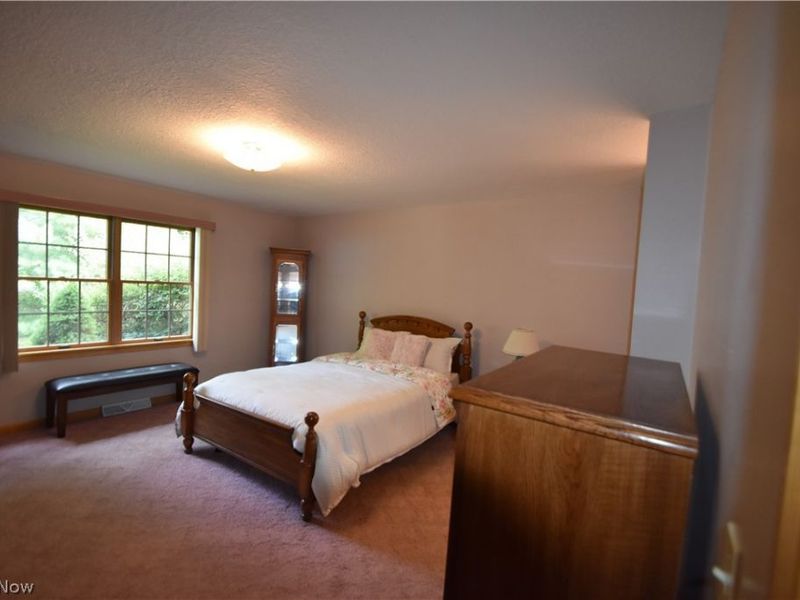 90 Montgomery Lane, Unit 2, Canfield, OH 44406 Photo 16