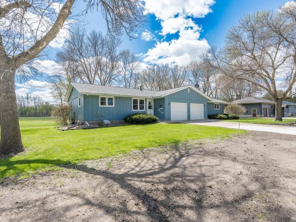 502 Vine Avenue W, Montgomery, MN 56069