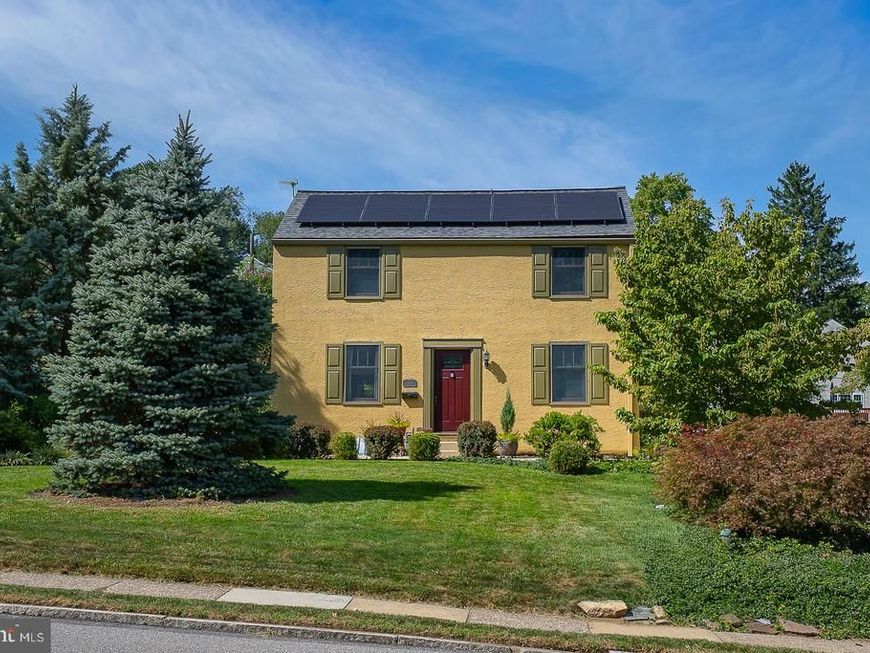 608 S Devon Avenue, Wayne, PA 19087 Main Photo