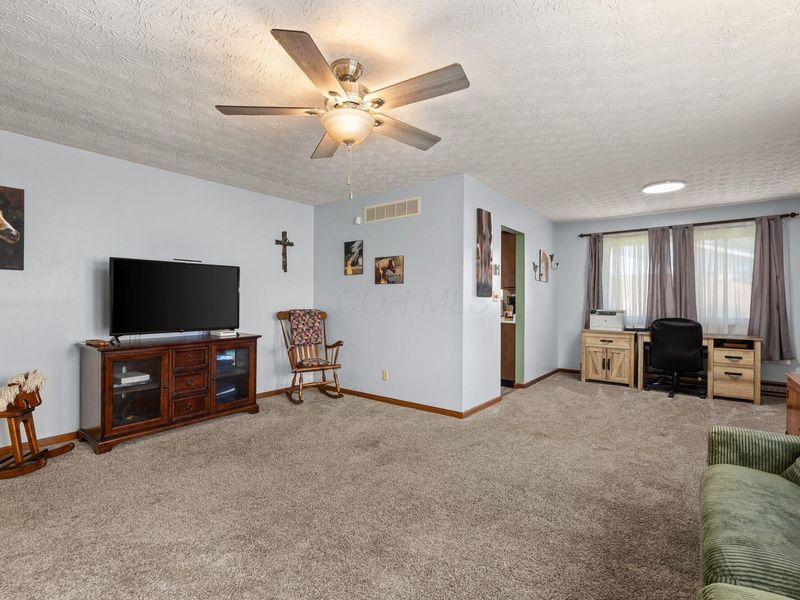 664 Edgefield Drive, Marion, OH 43302 Photo 7