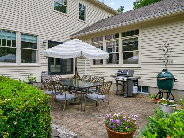 38 Blanchard Road , Cumberland, ME 04021