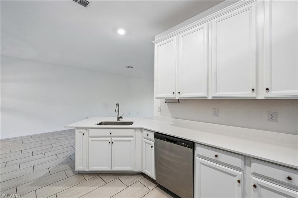 2583 Vine Ave, Naples, FL 34120 Photo