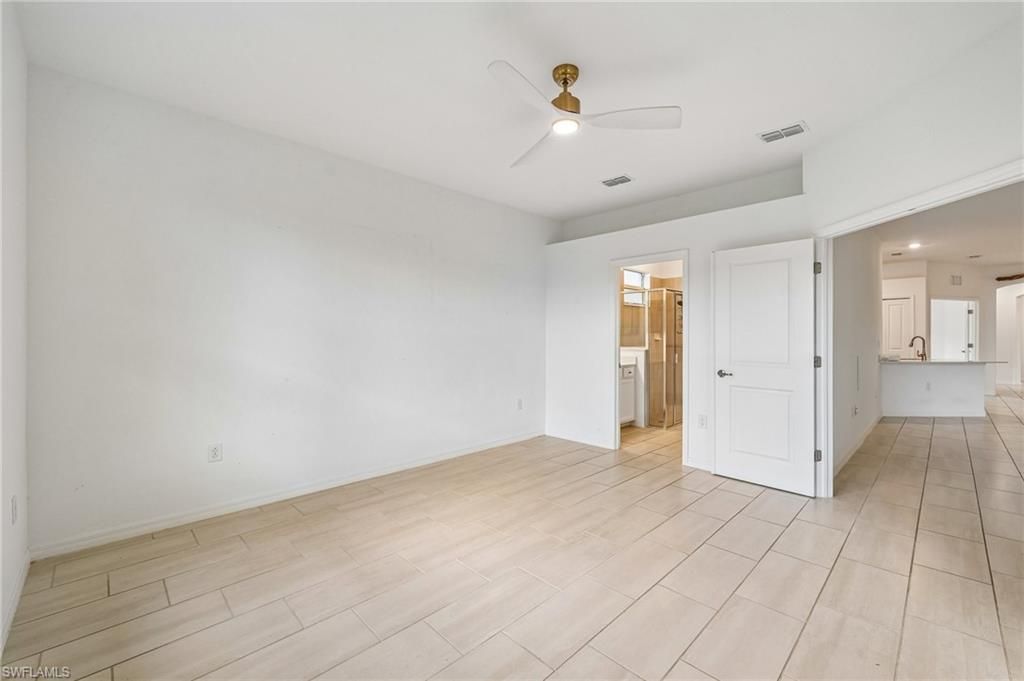 2583 Vine Ave, Naples, FL 34120 Photo