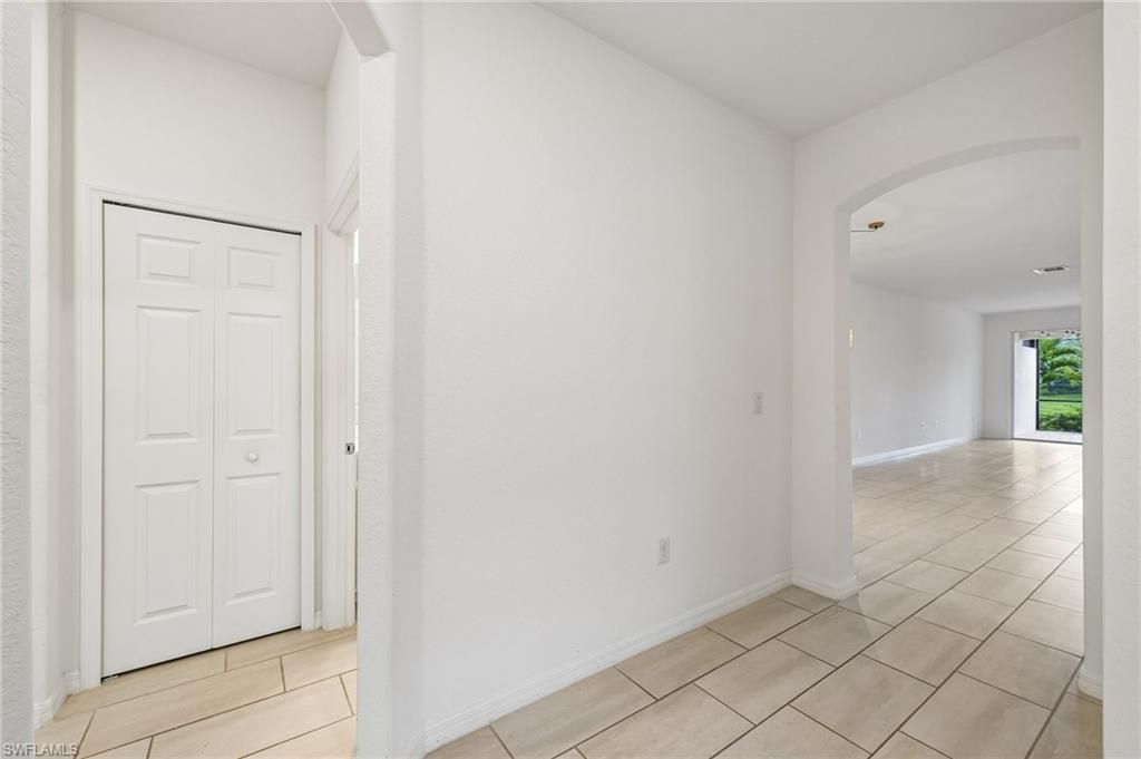 2583 Vine Ave, Naples, FL 34120 Photo